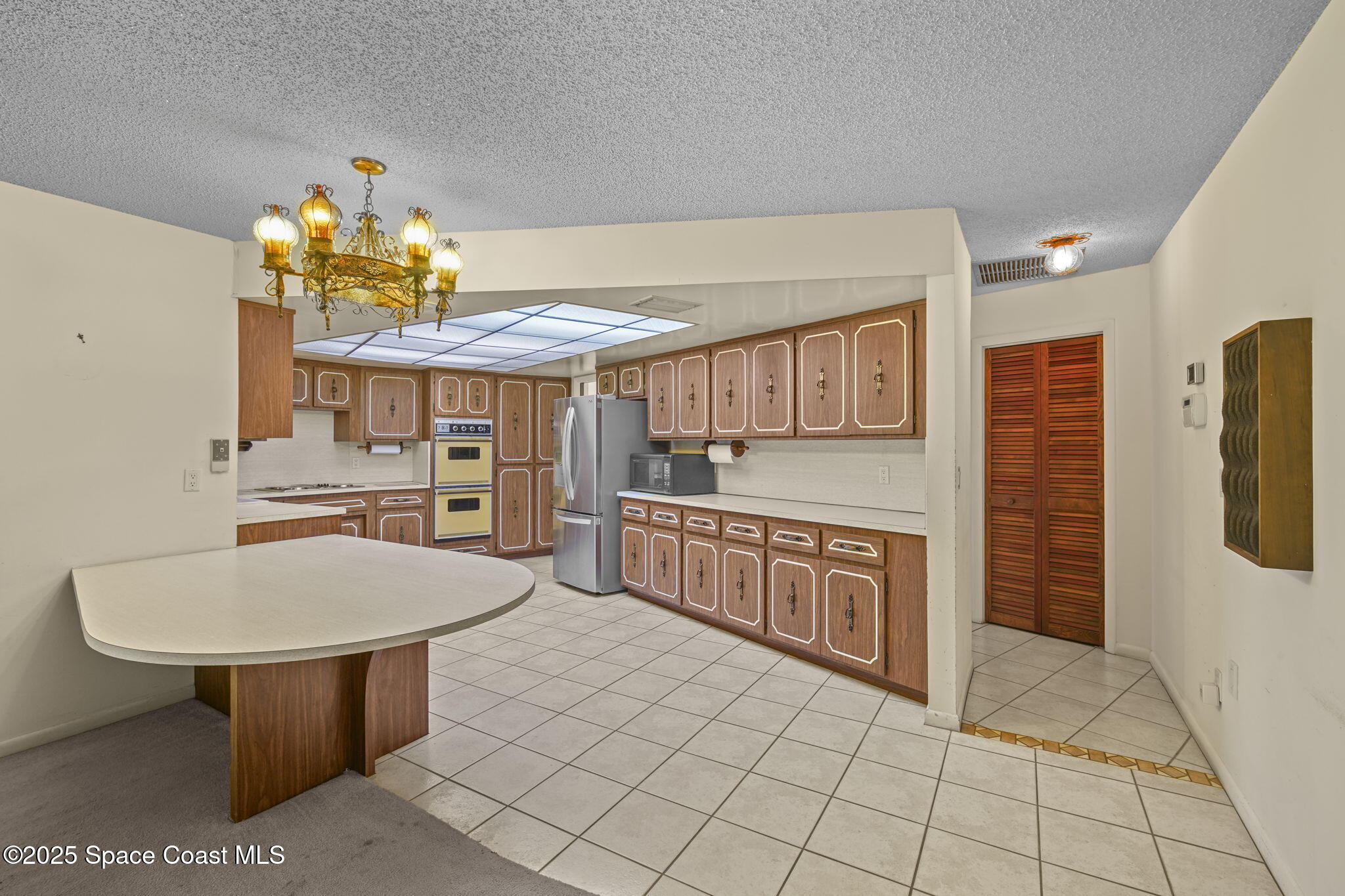 1185 Ashlyn Drive