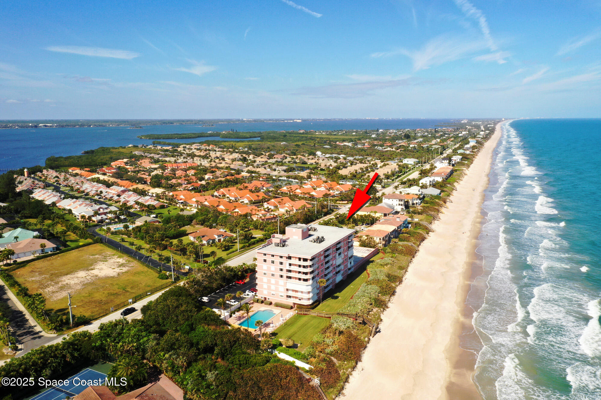 5635 S Hwy A1a 402