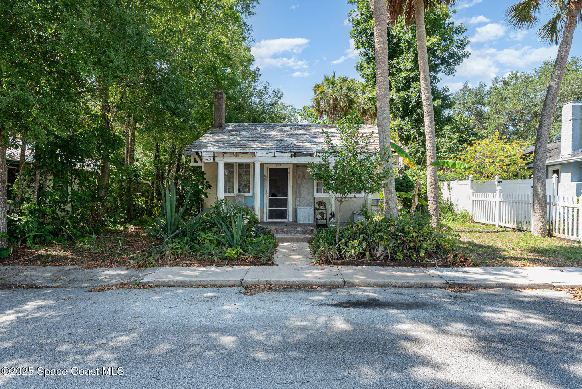 213 Sweet Street