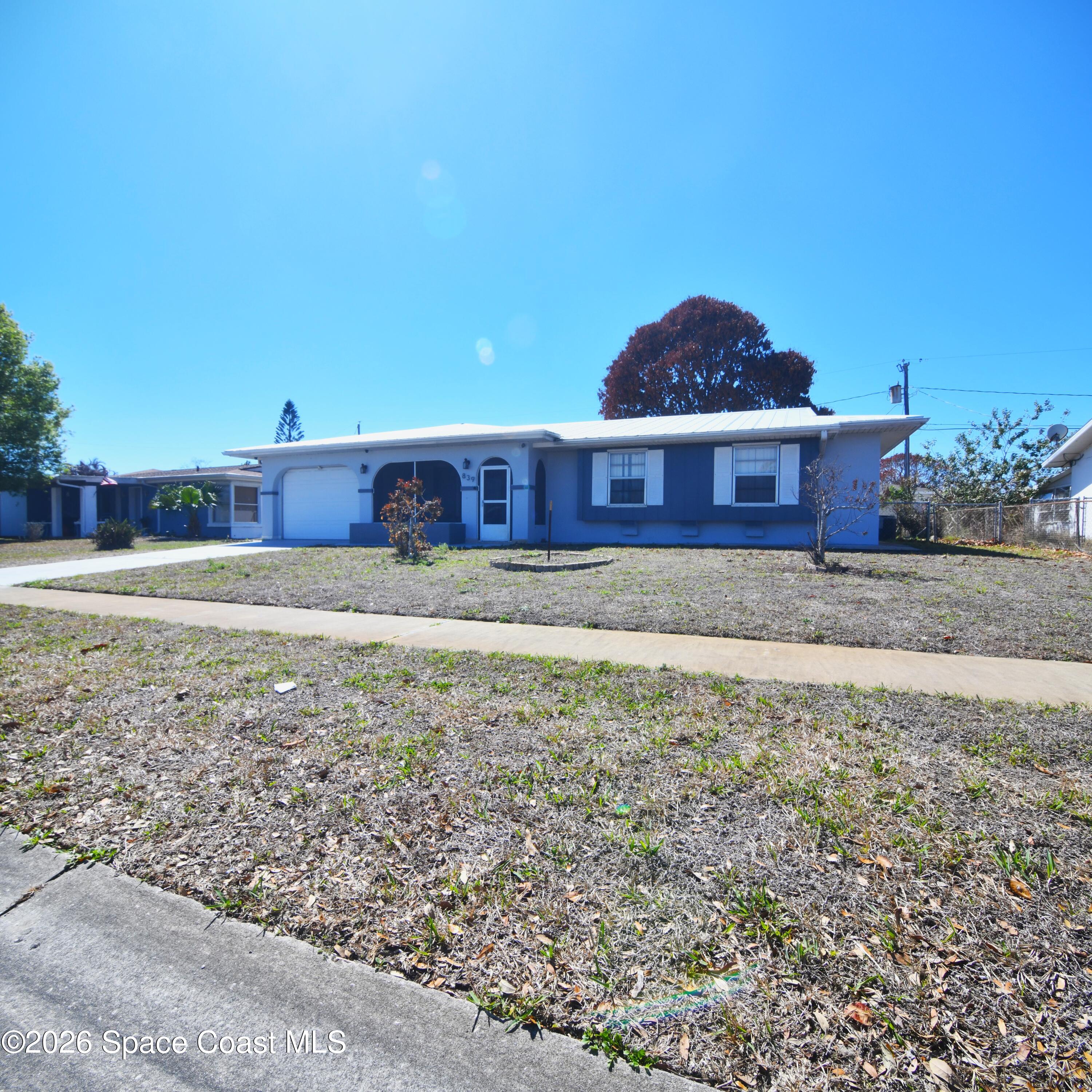 839 Angle Street NE