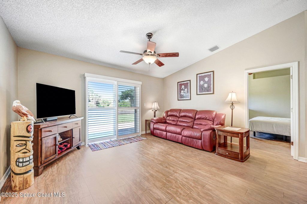 listing image 53