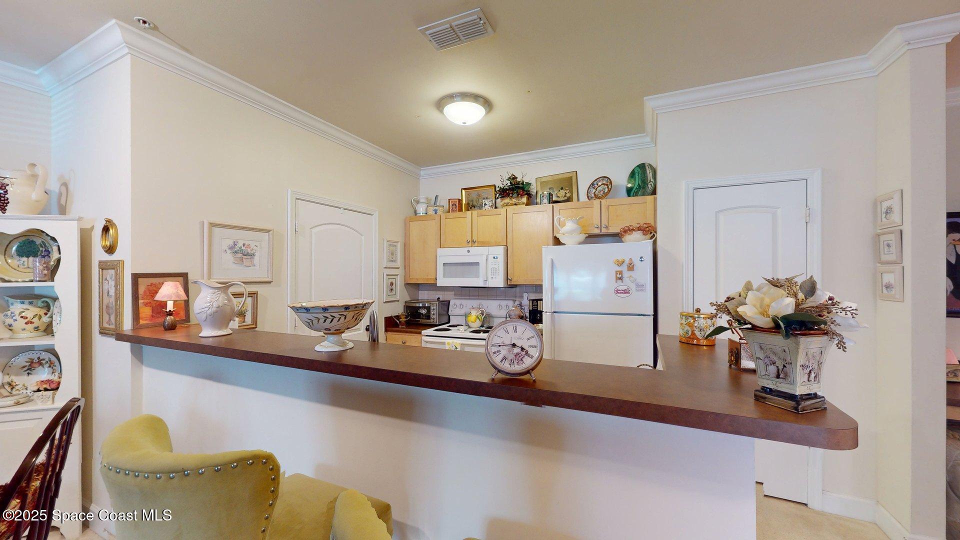 6461 Borasco Drive 1805
