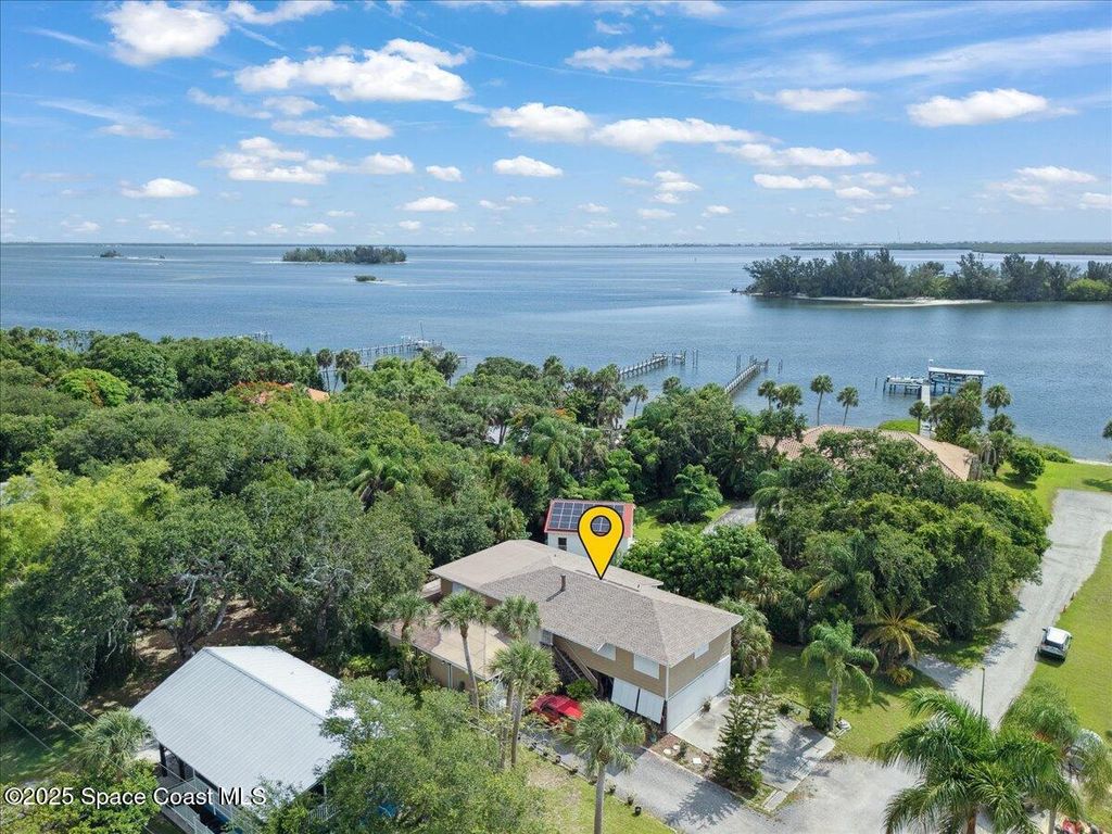Photo of 6570 114th Lane, Sebastian, FL 32958 (MLS # 1049566)