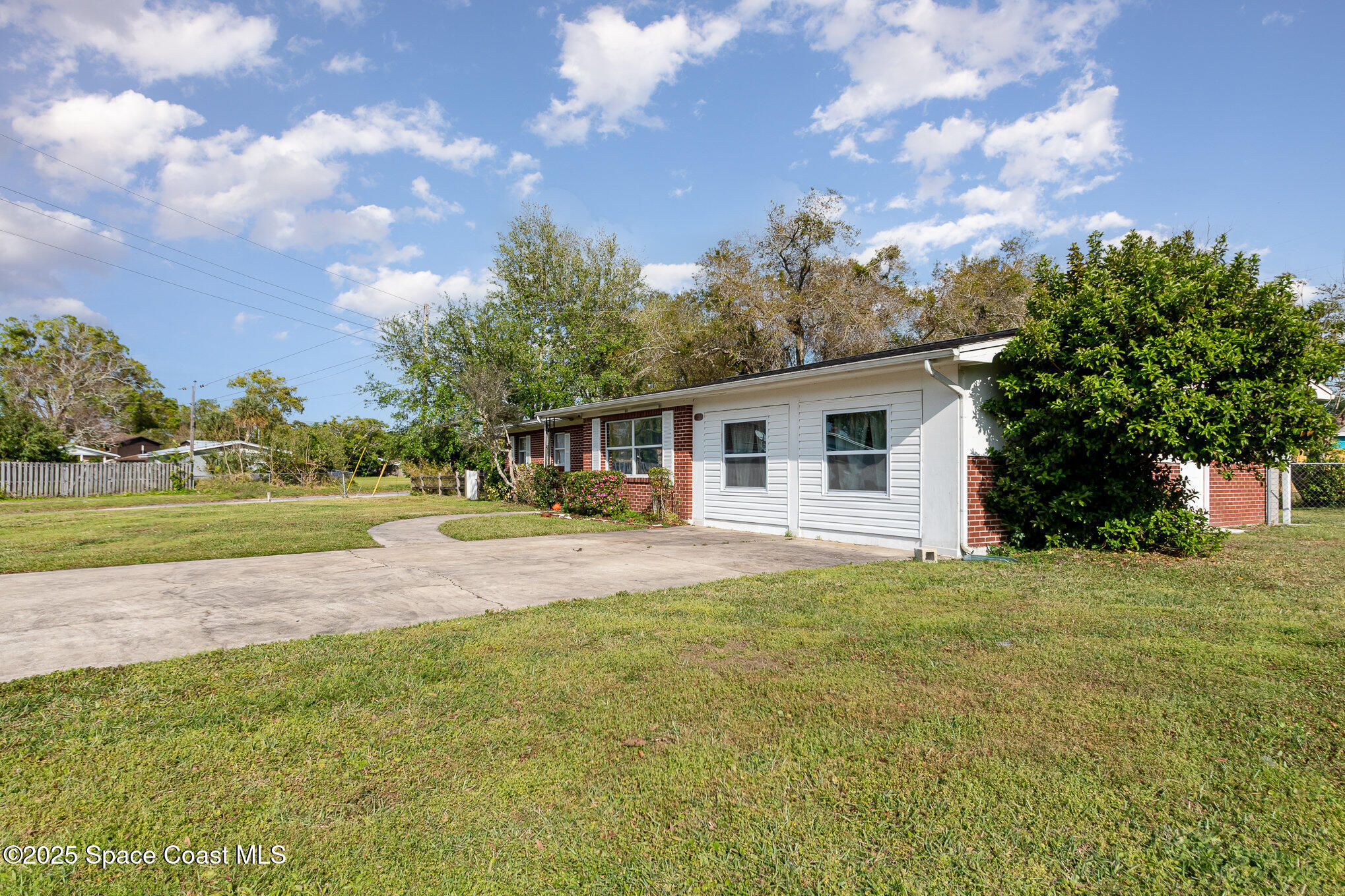 1745 Bryn Mawr Drive