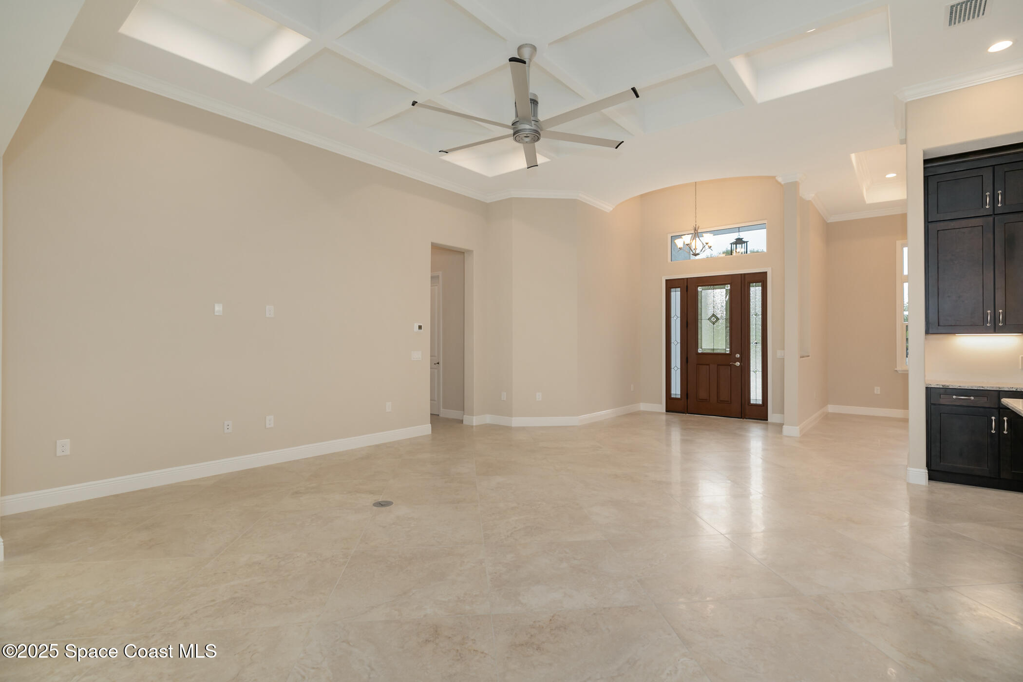 1081 Italia Court