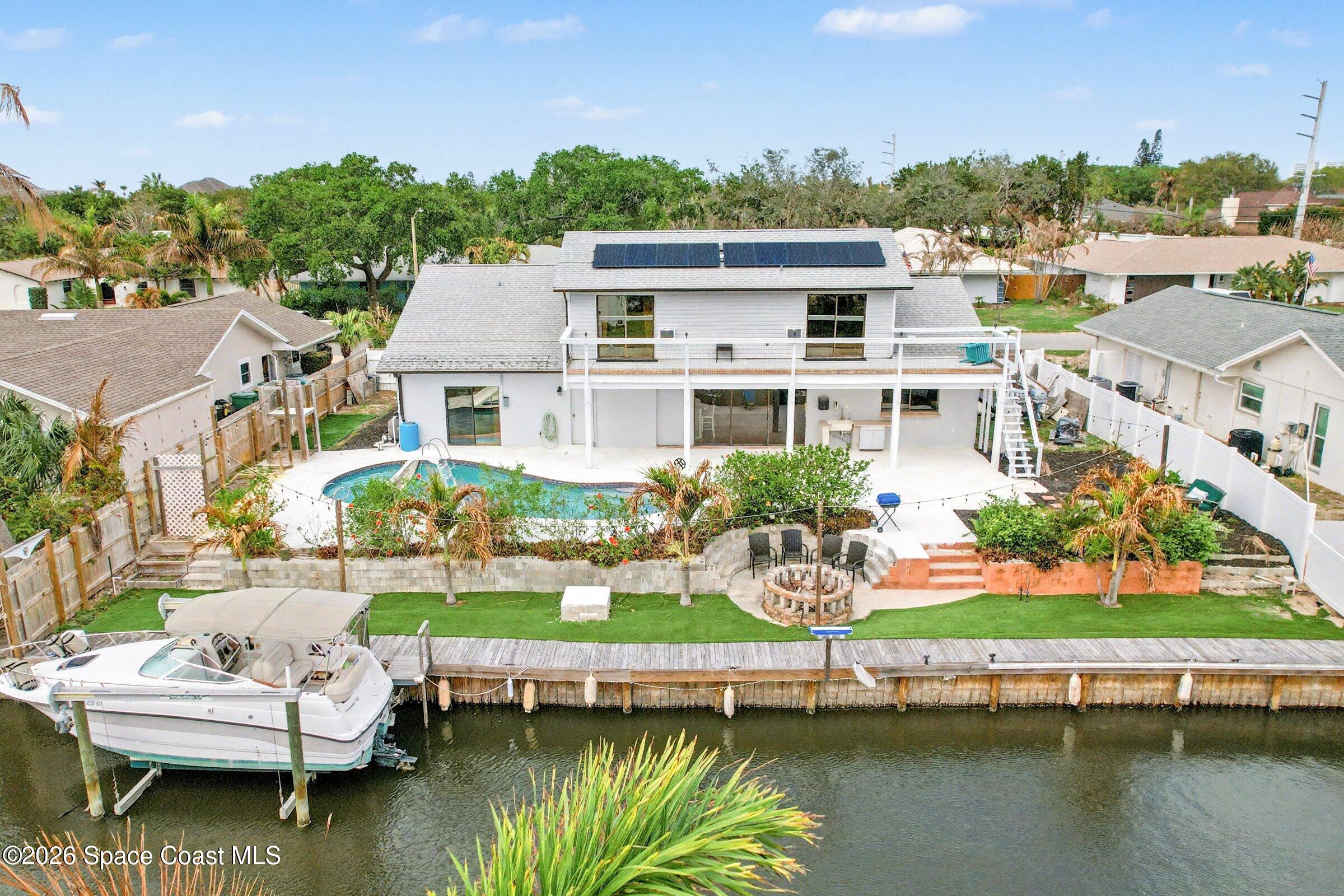 725 Puesta Del Sol Plaza