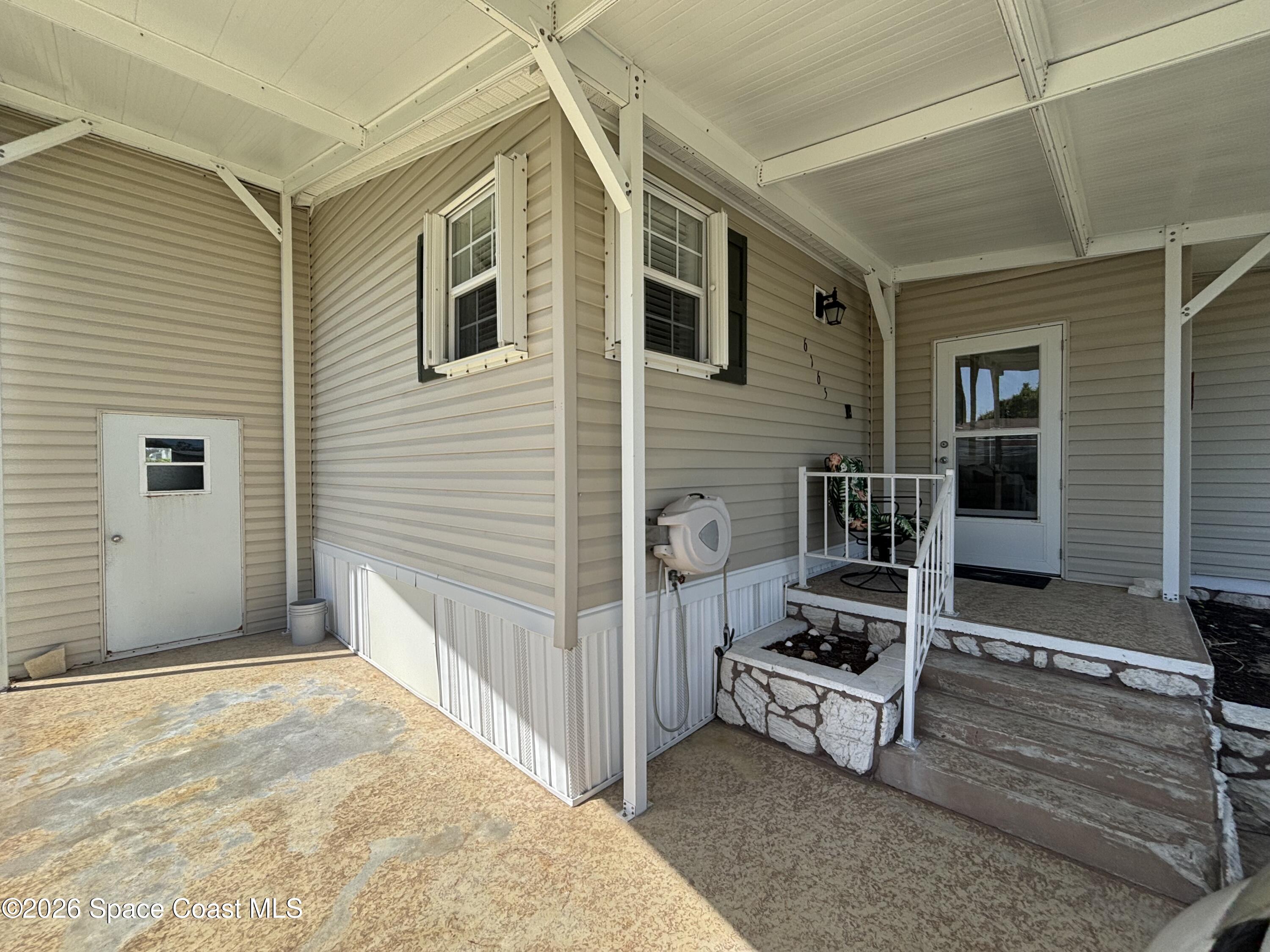 6165 98th Road