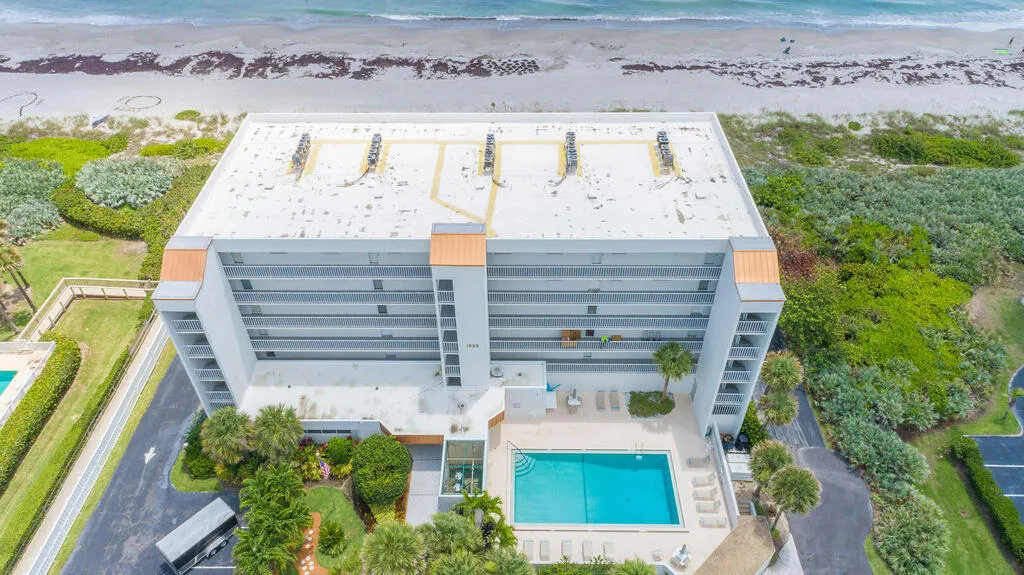 Indialantic, Florida 32903, United States, 2 Bedrooms Bedrooms, ,2 BathroomsBathrooms,Residential,Active,84356