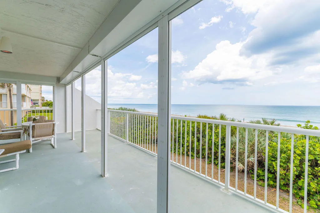 Indialantic, Florida 32903, United States, 2 Bedrooms Bedrooms, ,2 BathroomsBathrooms,Residential,Active,84356