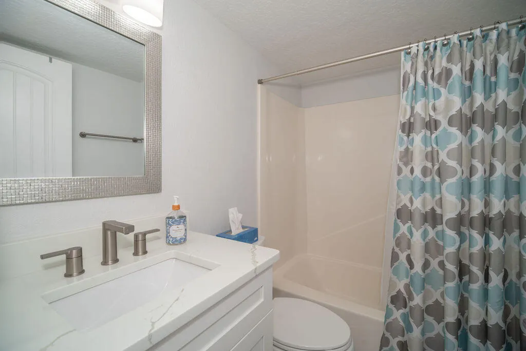 Indialantic, Florida 32903, United States, 2 Bedrooms Bedrooms, ,2 BathroomsBathrooms,Residential,Active,84356