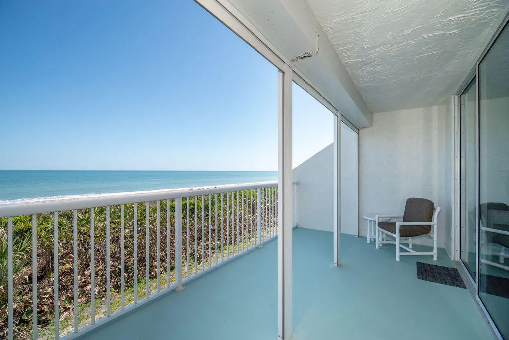 Indialantic, Florida 32903, United States, 2 Bedrooms Bedrooms, ,2 BathroomsBathrooms,Residential,Active,84356