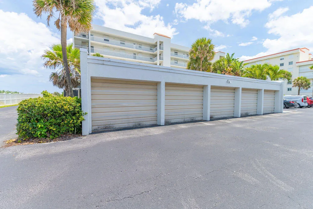 Indialantic, Florida 32903, United States, 2 Bedrooms Bedrooms, ,2 BathroomsBathrooms,Residential,Active,84356