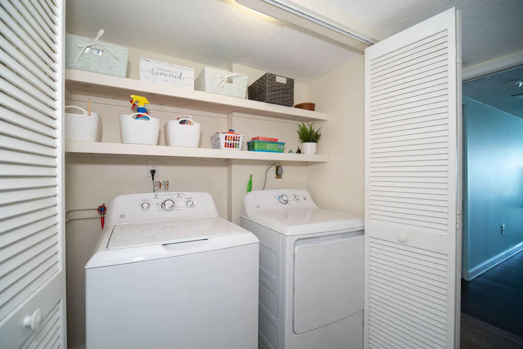 Indialantic, Florida 32903, United States, 2 Bedrooms Bedrooms, ,2 BathroomsBathrooms,Residential,Active,84356