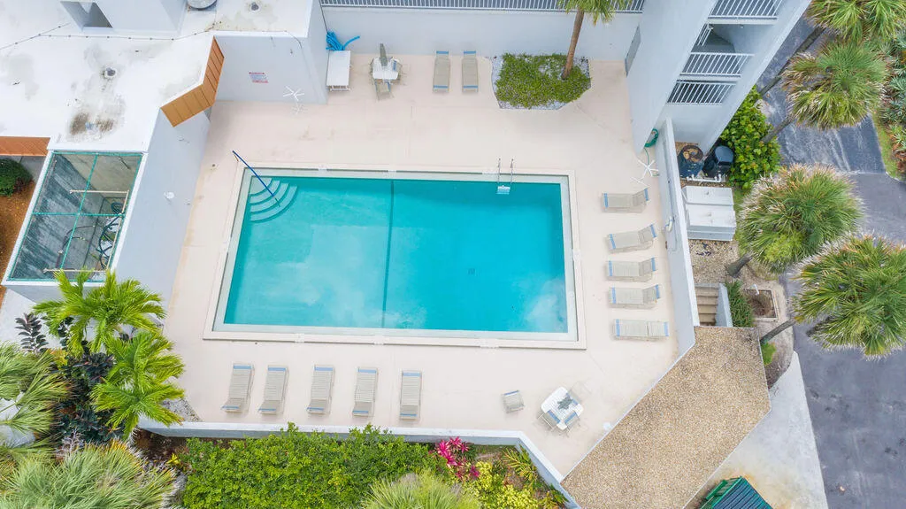 Indialantic, Florida 32903, United States, 2 Bedrooms Bedrooms, ,2 BathroomsBathrooms,Residential,Active,84356