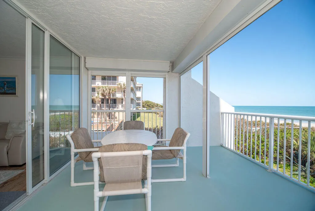 Indialantic, Florida 32903, United States, 2 Bedrooms Bedrooms, ,2 BathroomsBathrooms,Residential,Active,84356