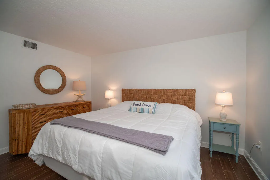 Indialantic, Florida 32903, United States, 2 Bedrooms Bedrooms, ,2 BathroomsBathrooms,Residential,Active,84356