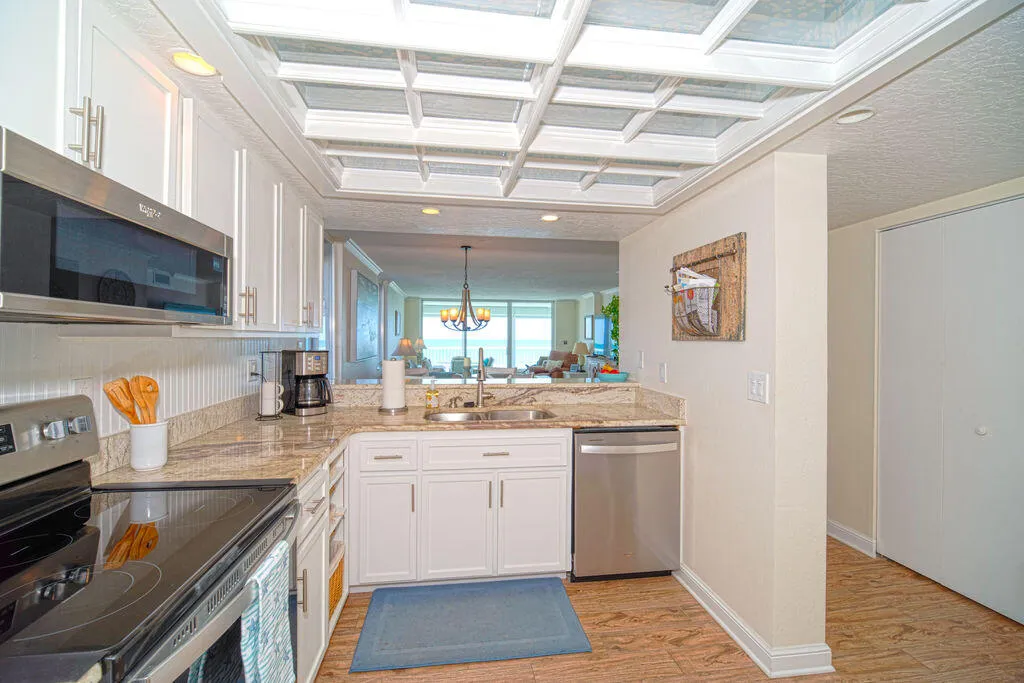 Indialantic, Florida 32903, United States, 2 Bedrooms Bedrooms, ,2 BathroomsBathrooms,Residential,Active,84356