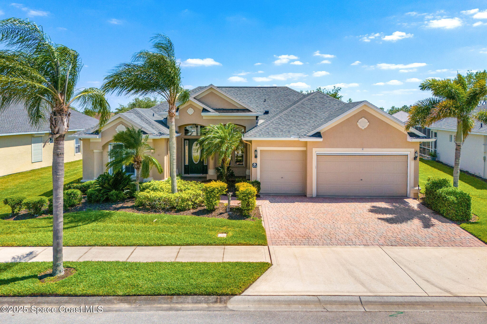 3523 Carambola Circle
