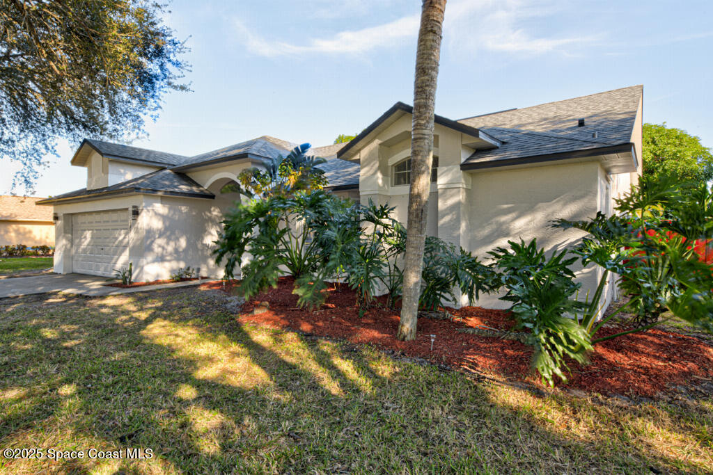 3057 Pineda Crossing Drive