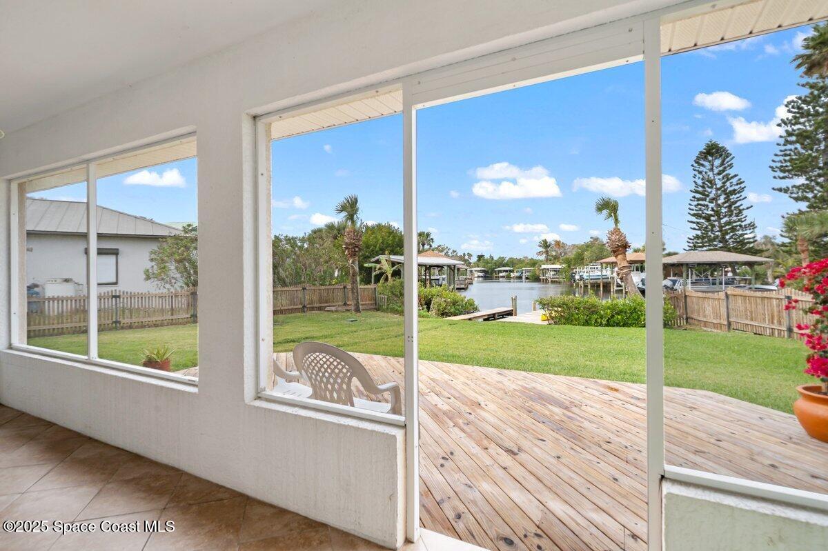 370 Lakeview Drive
