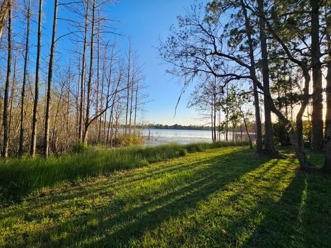 A home in Deltona