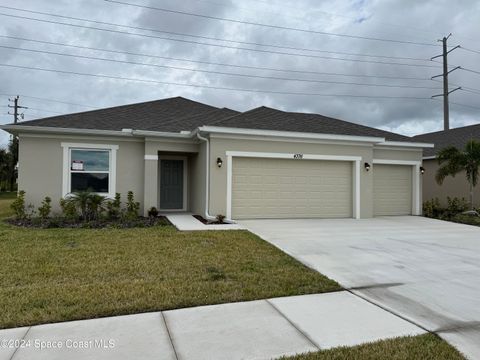 A home in Micco