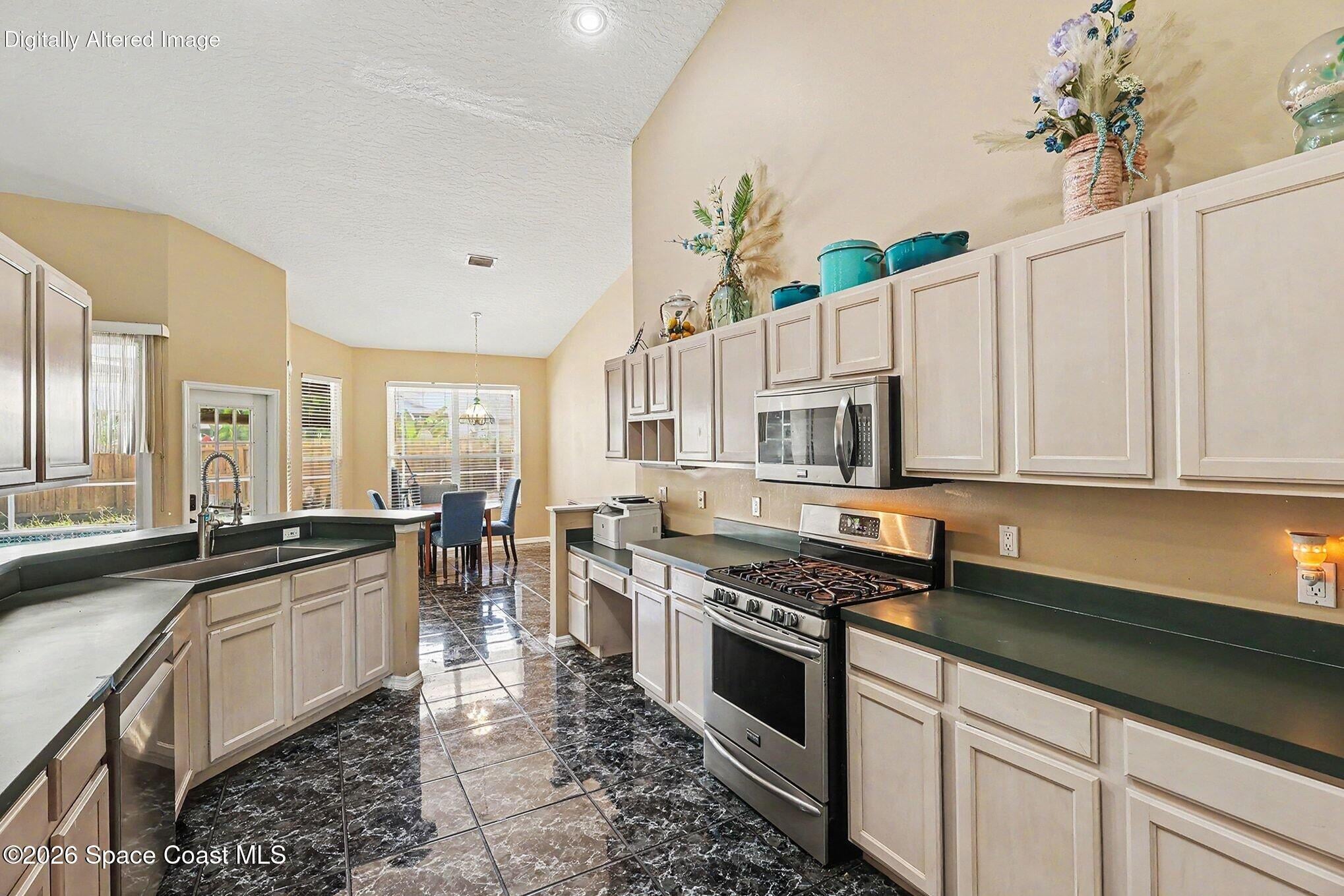 4811 Springwater Circle