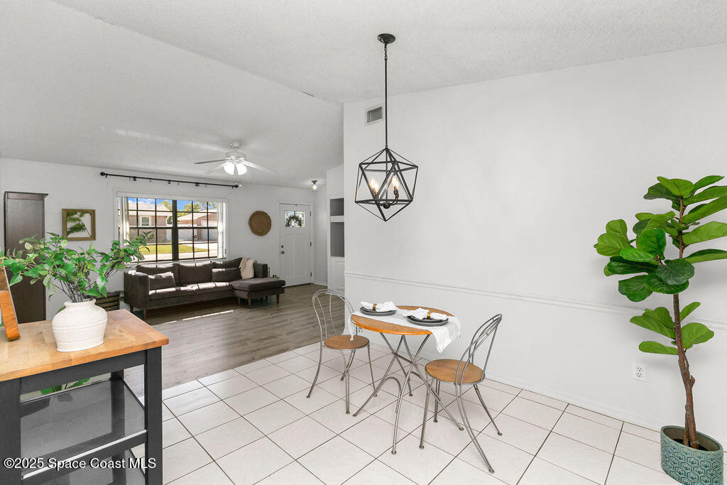 4660 Sugartown Street