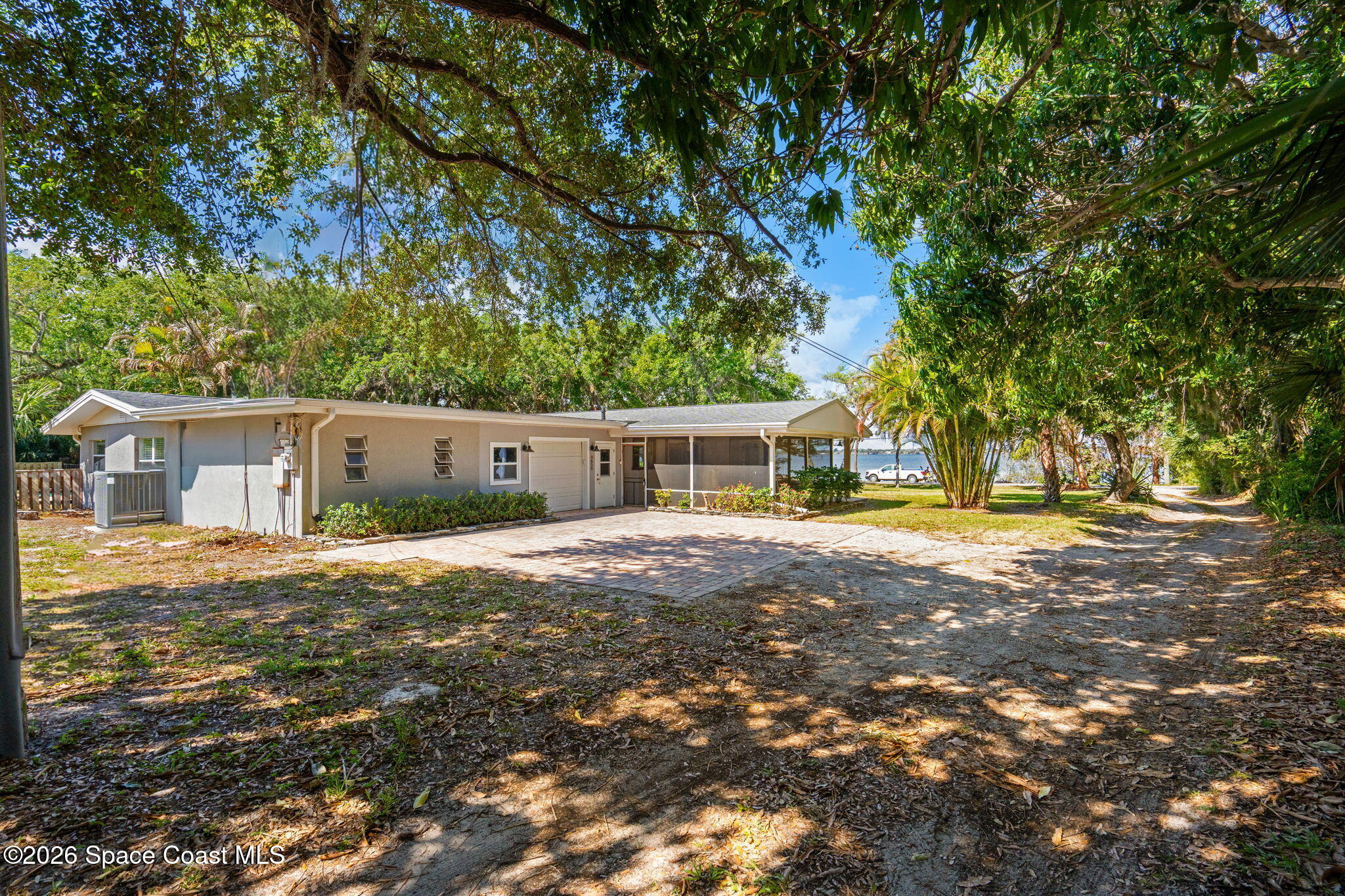 9650 S Tropical Trail