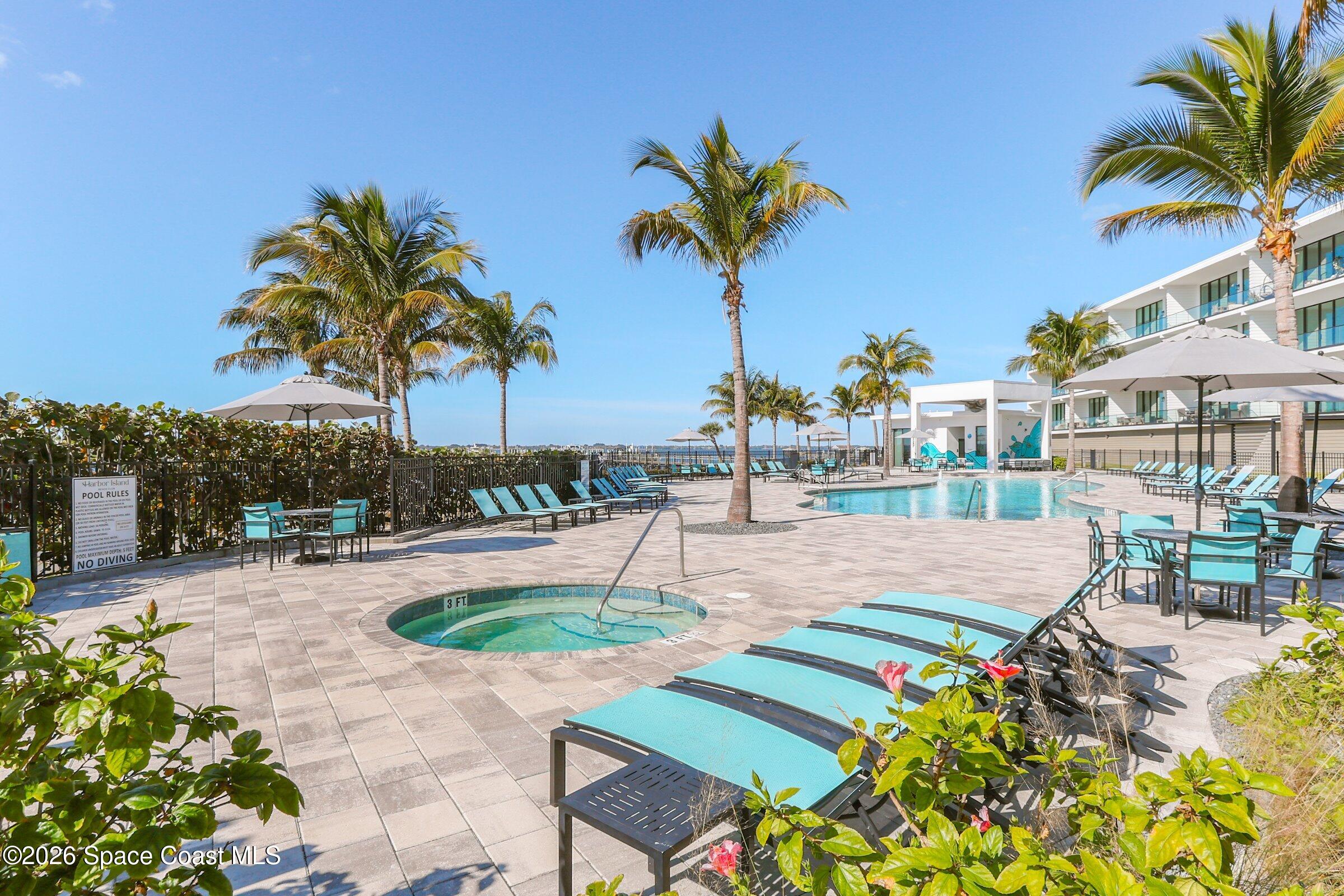 225 Strand Drive 204