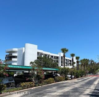 300 Columbia Drive 206-1