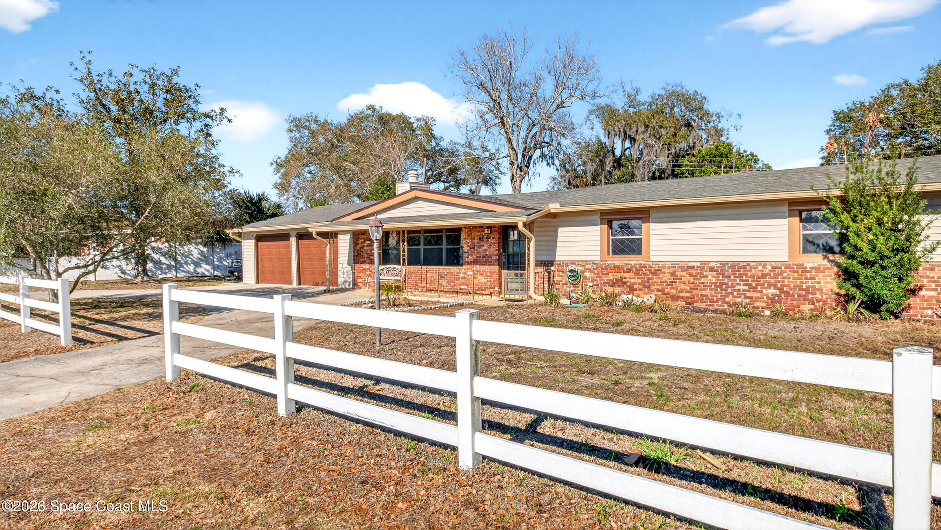 4425 Carlysle Avenue