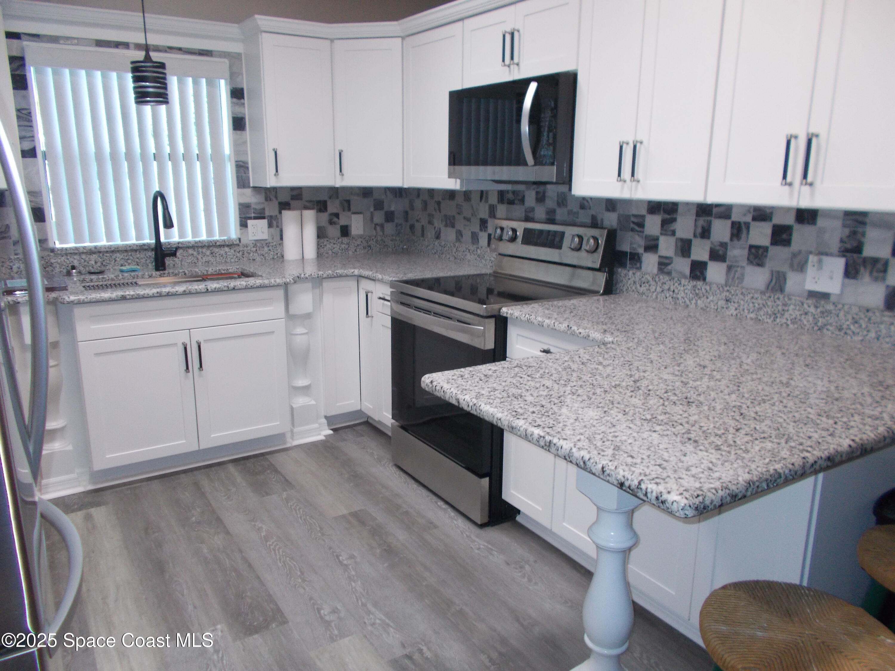 658 SE Marlin Circle SE