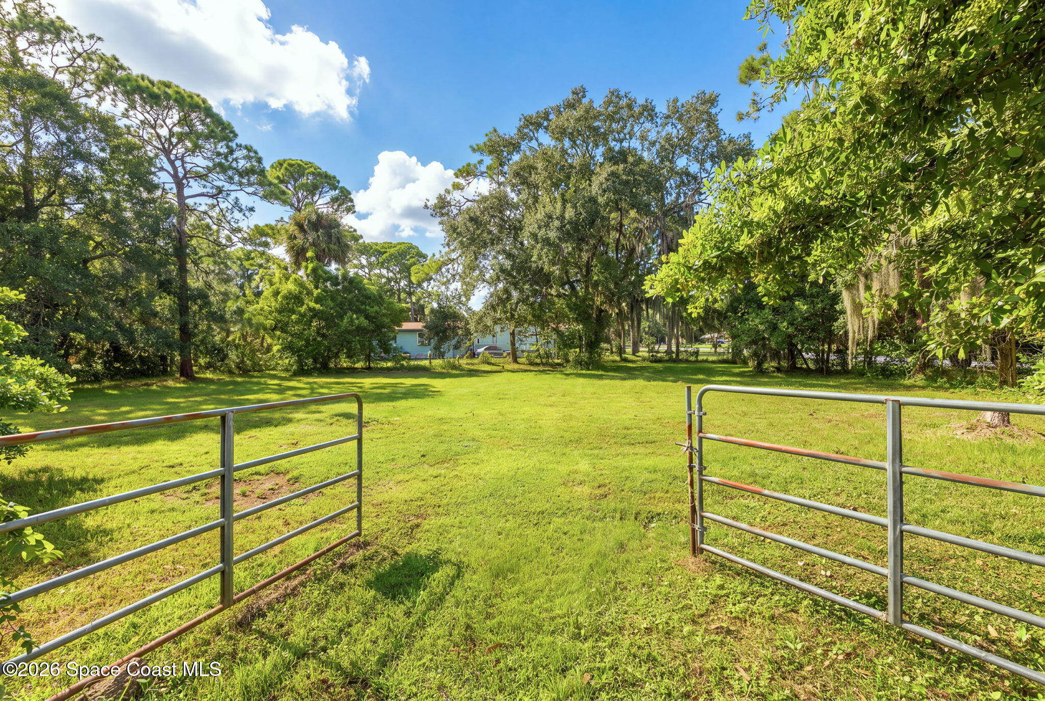4295 Lakeridge Drive
