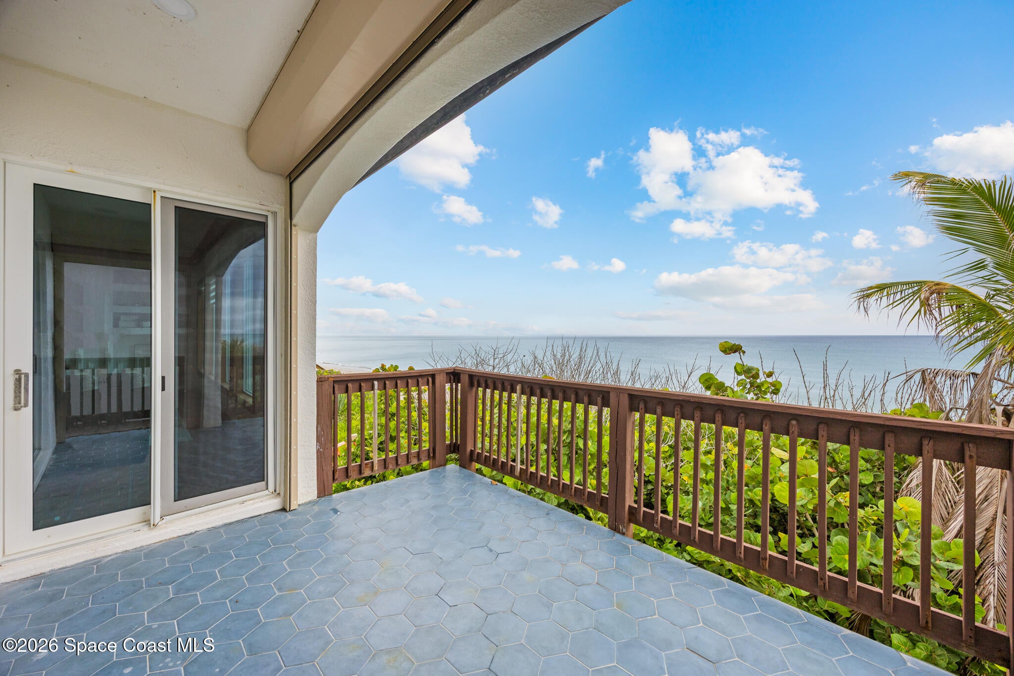 5595 S Highway A1a