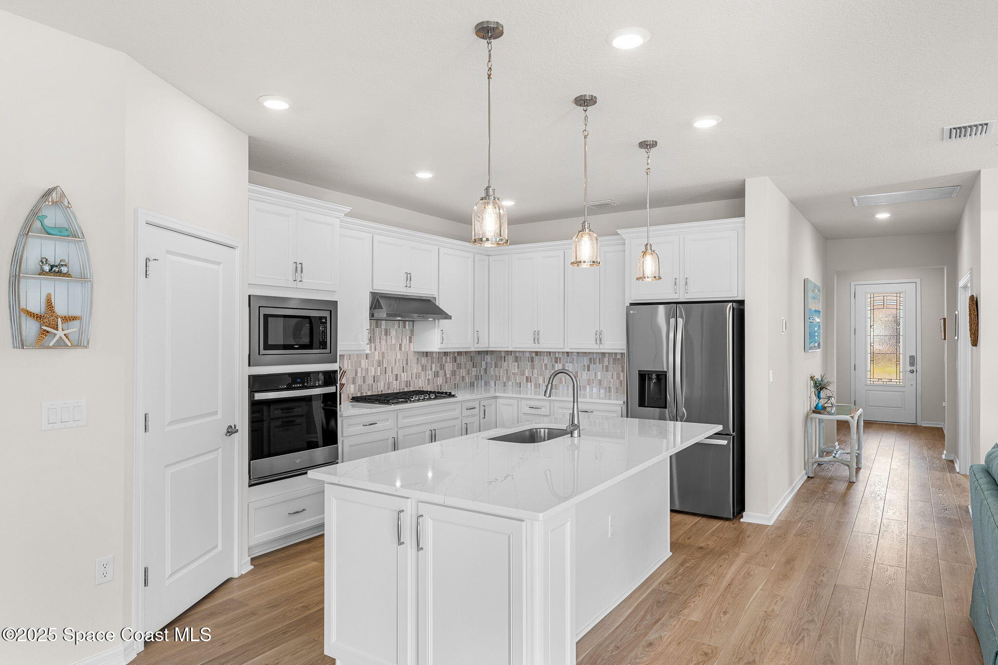 8870 Shoreline Avenue