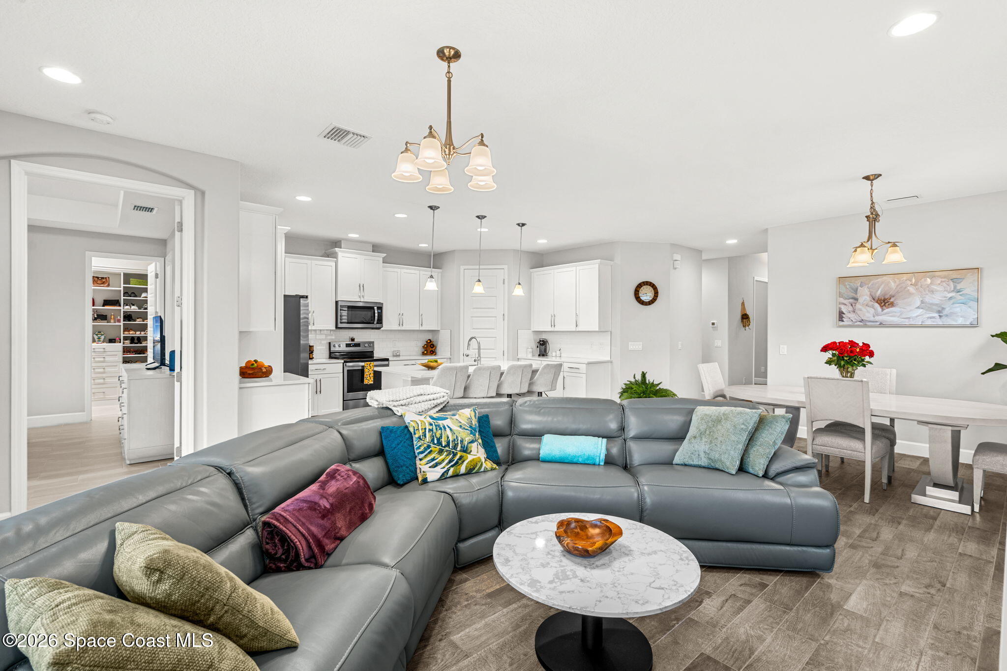 3825 Archdale Street