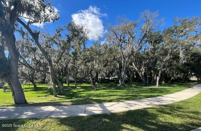 1034 Connolly Lane NE