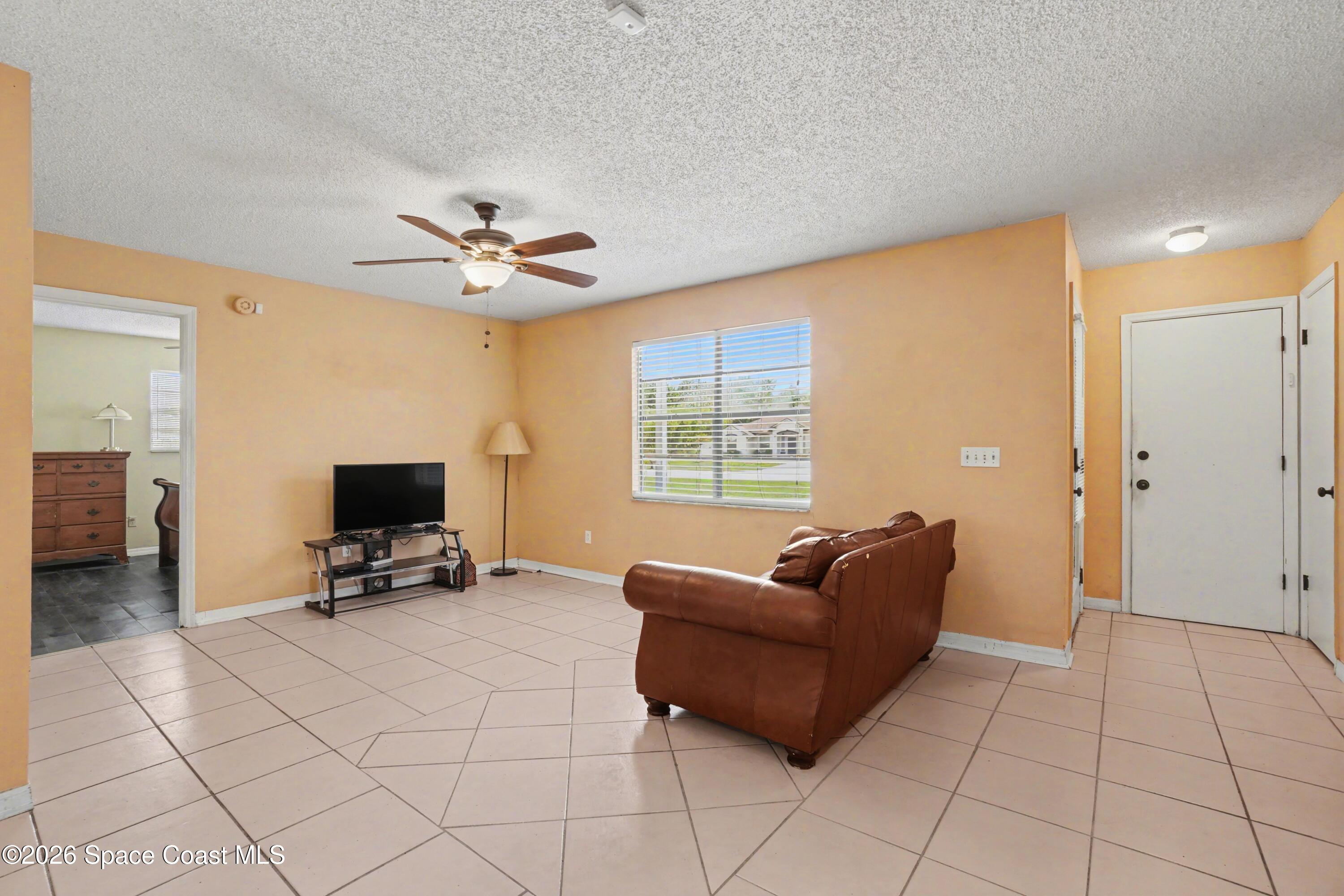 3815 Jupiter Boulevard SE