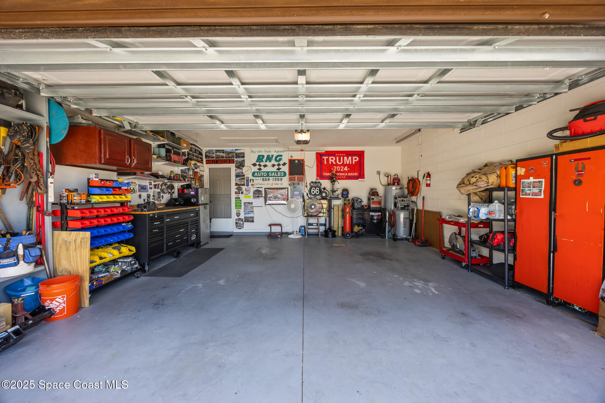 658 Coyote Drive