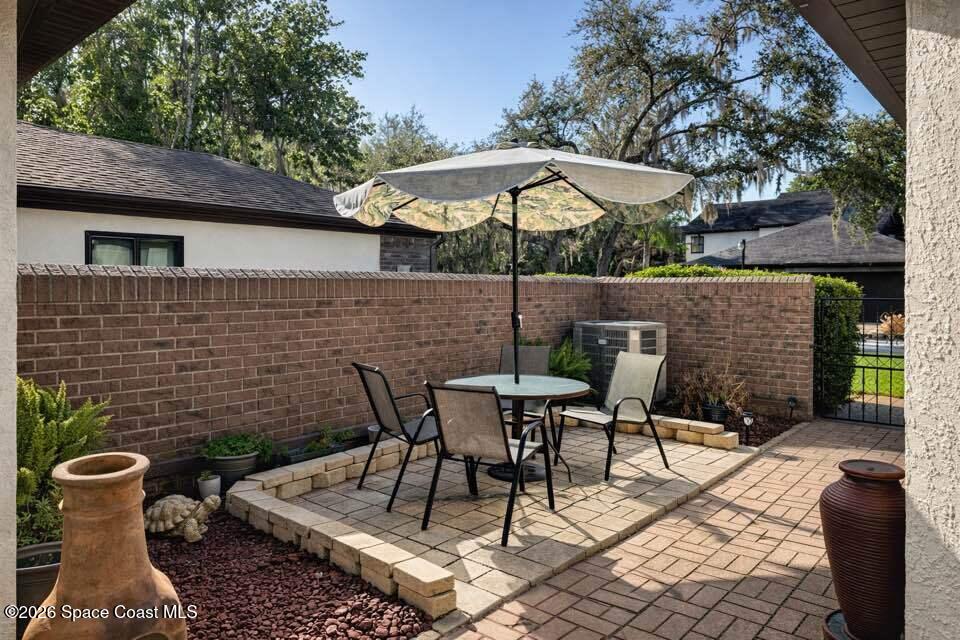 4446 Sherwood Forest Drive