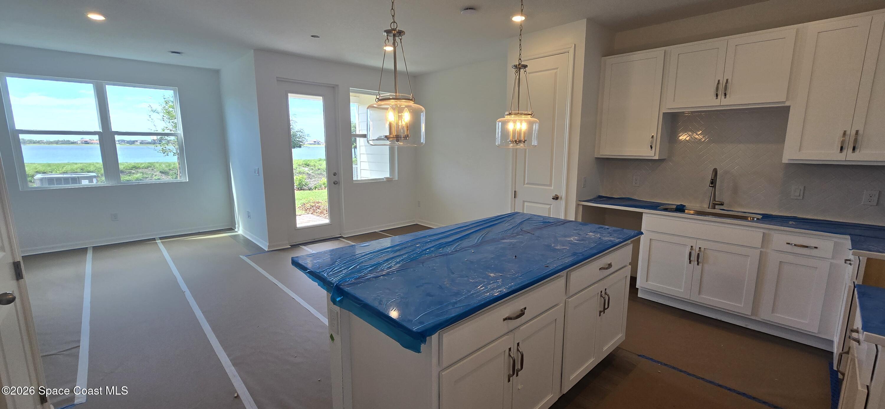 1289 Bluewater Lane