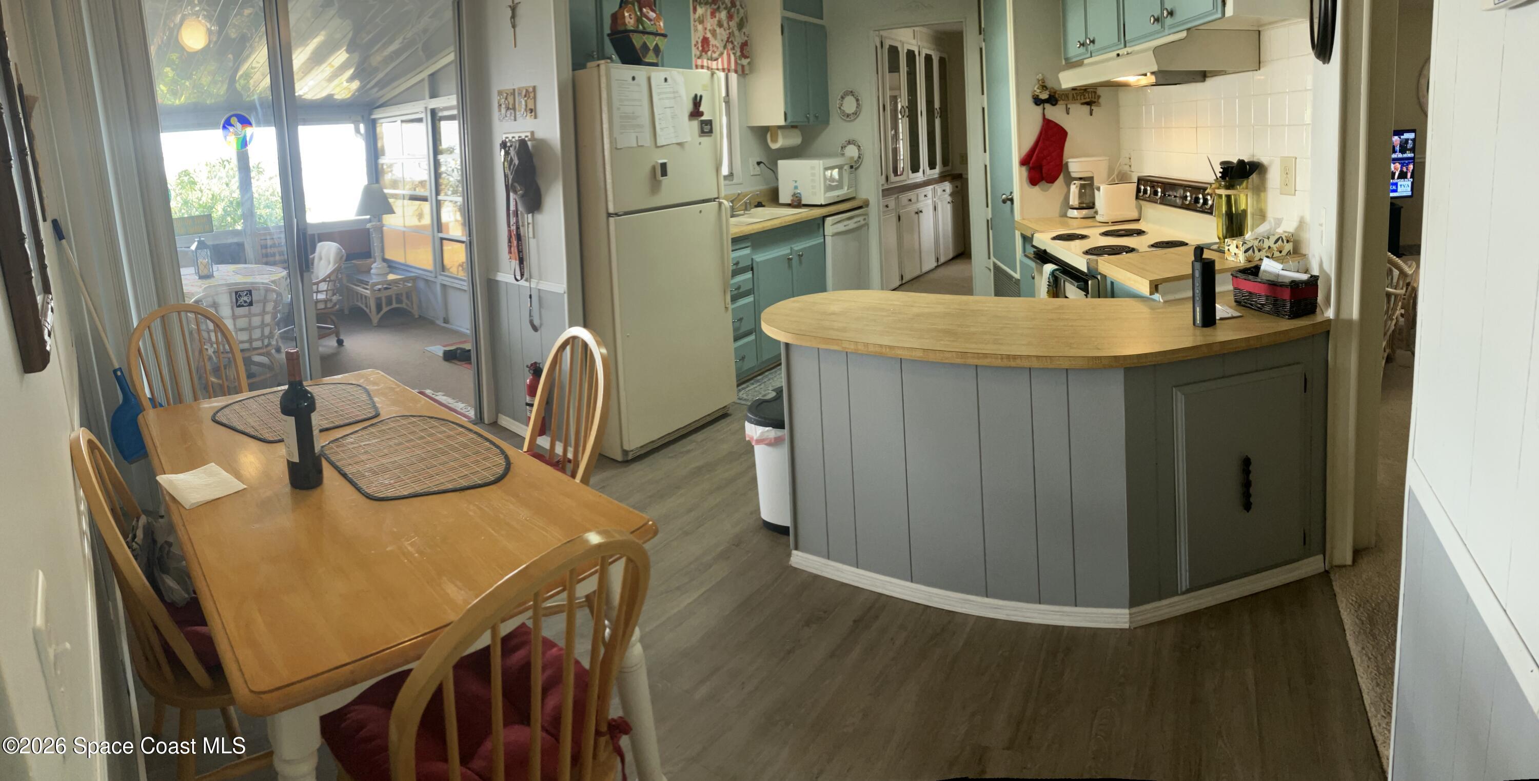 525 Kimberly Circle S