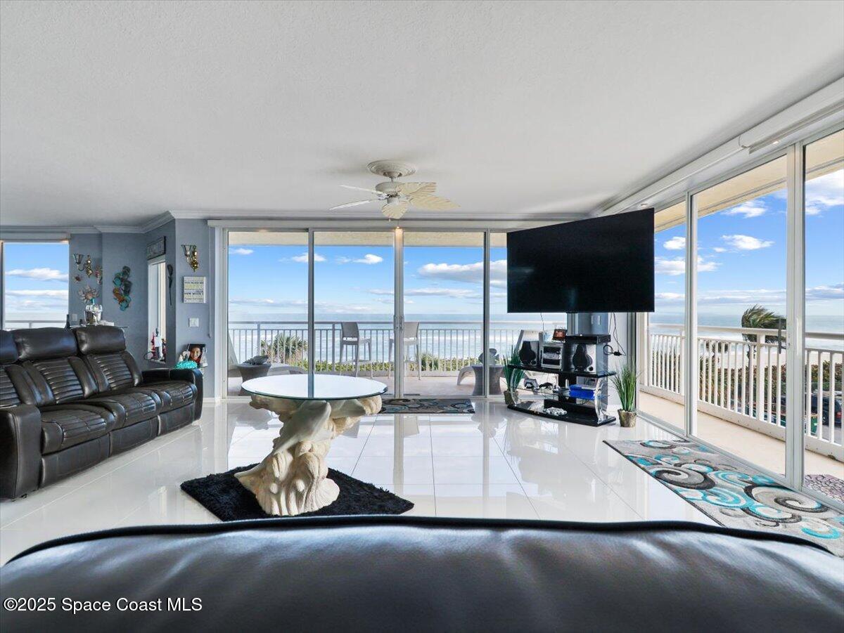 925 N Highway A1a 305