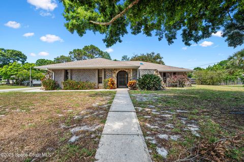 920 Peacock Avenue NE Palm Bay FL 32907
