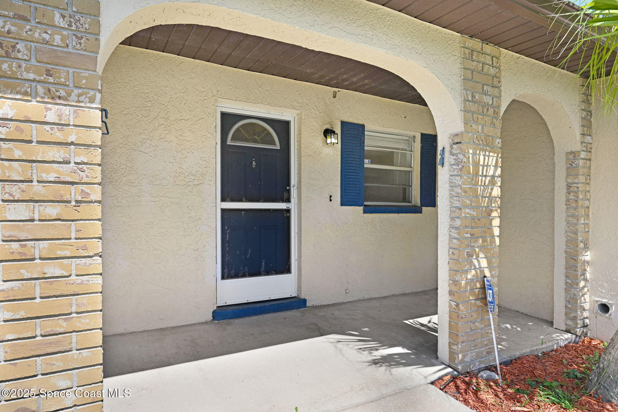 1327 Canterbury Lane
