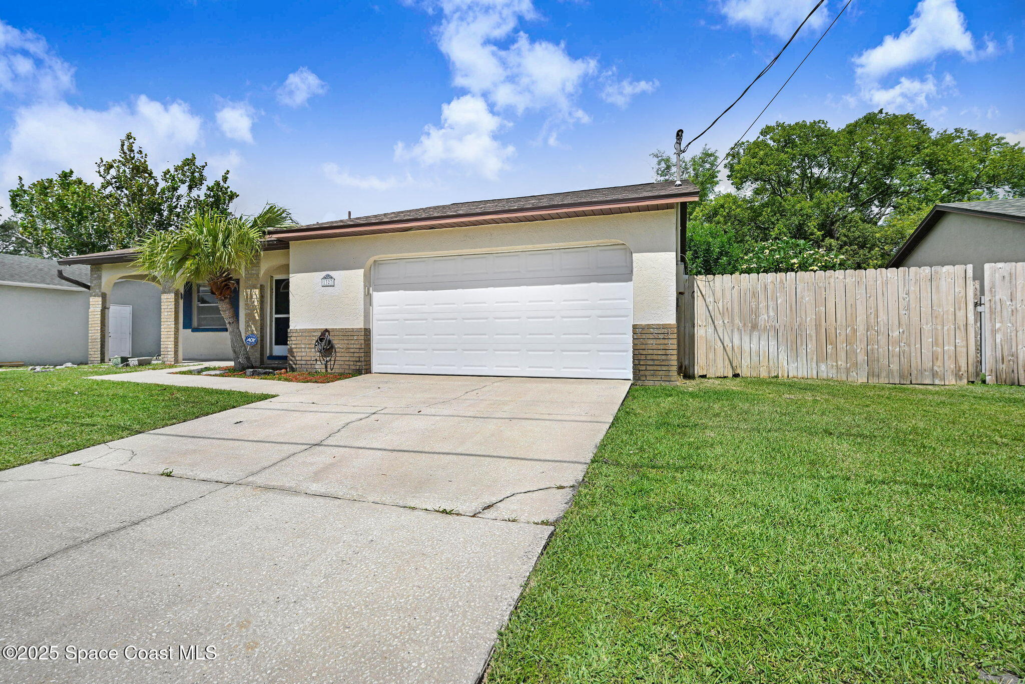 1327 Canterbury Lane