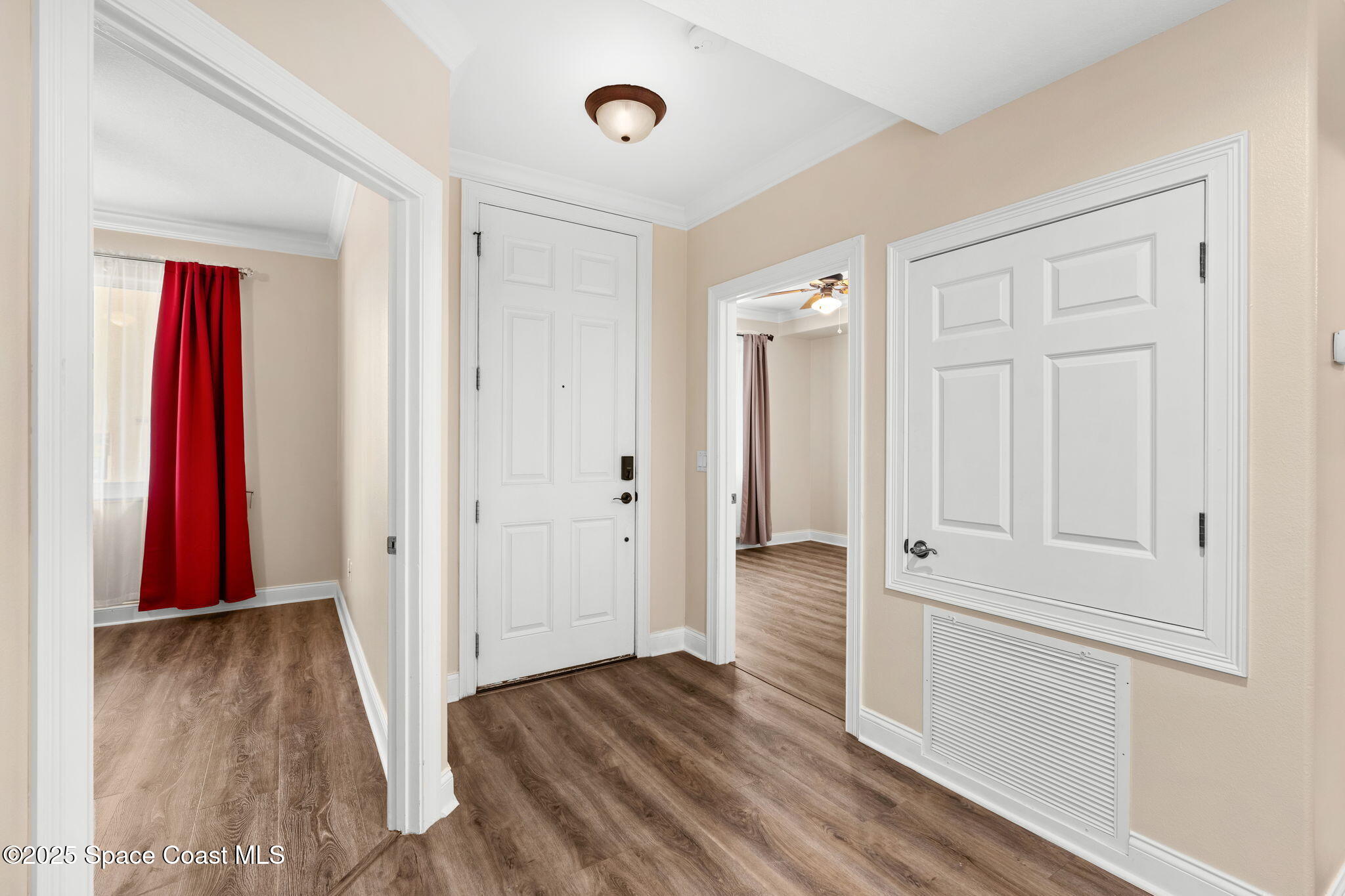 4007 N Harbor City Boulevard 402