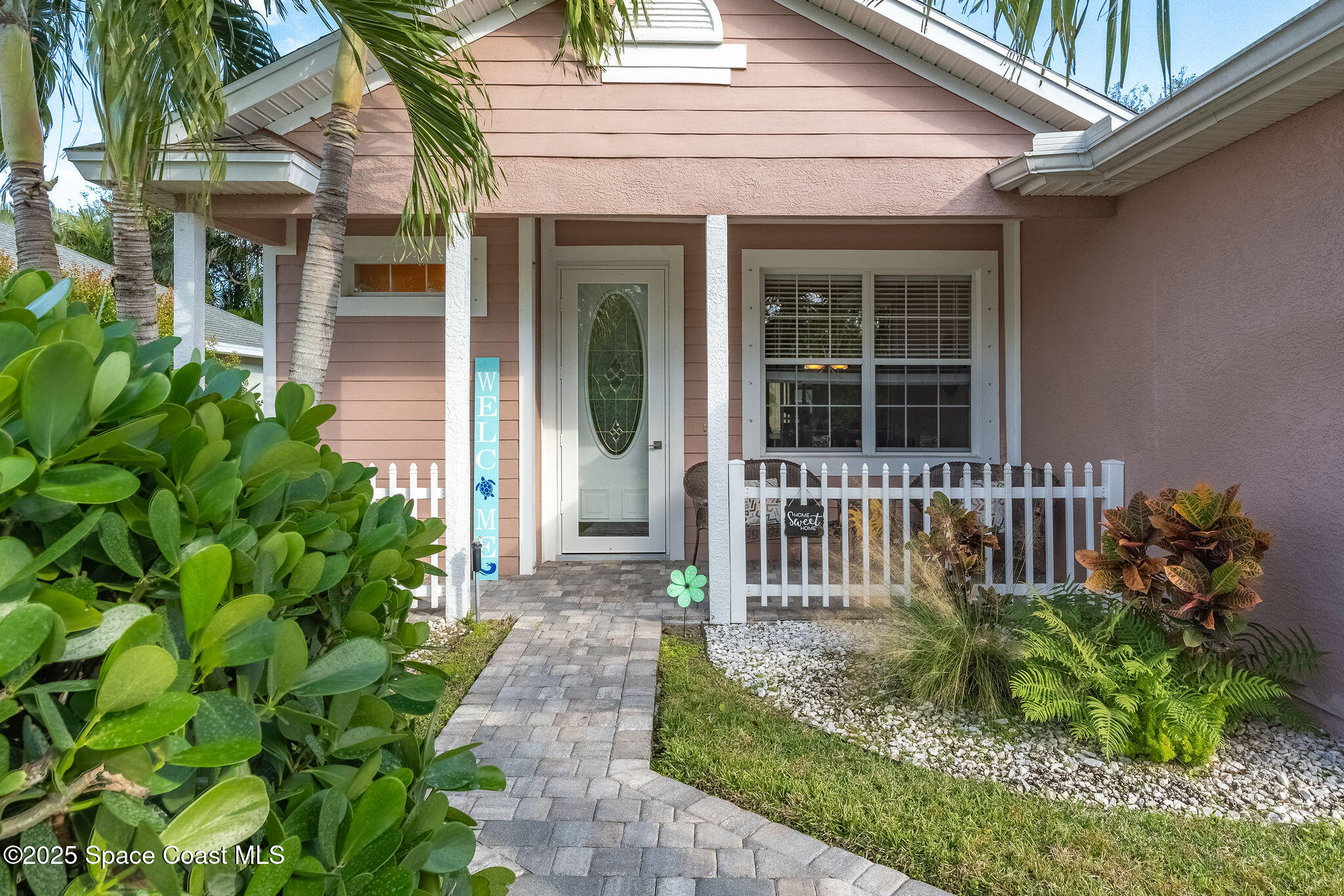 114 Ashbury Boulevard