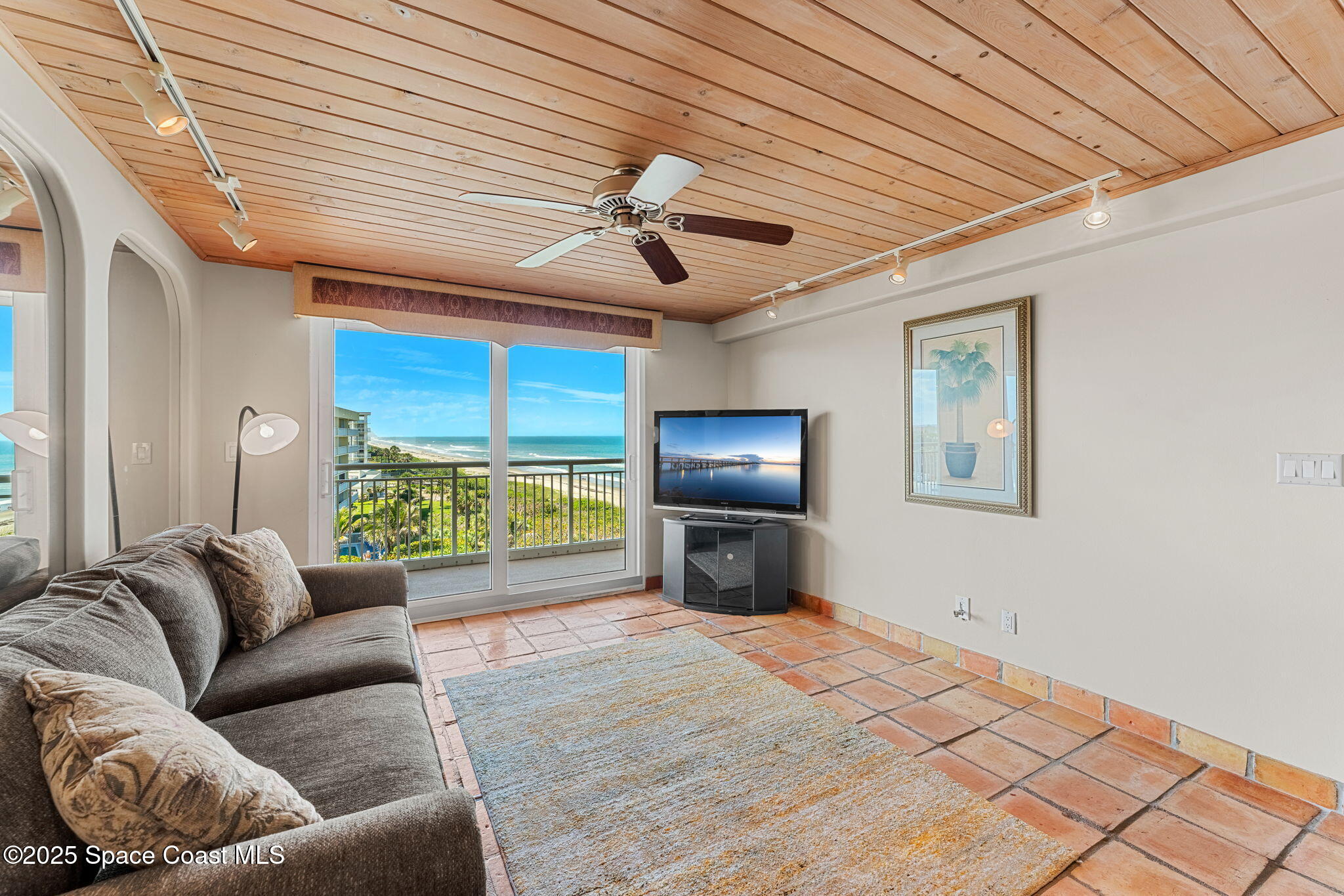 877 N Highway A1a 602